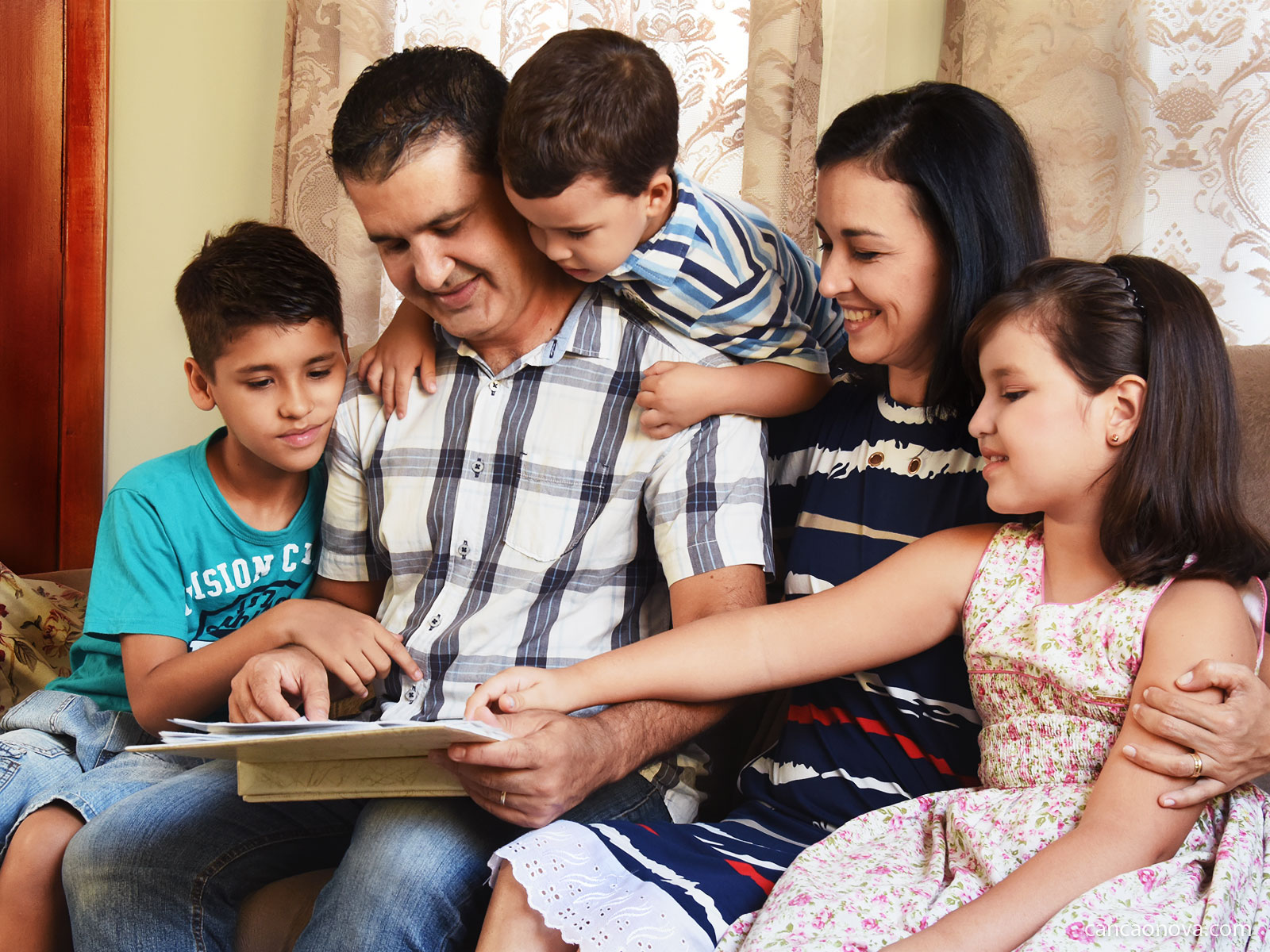 formacao_1600x1200-por-que-a-familia-e-um-lugar-de-restauracao